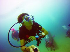 ����С�������ɱ�Ǳˮ��