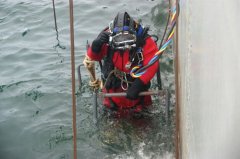 �������Ӻ��Ϻ���Ǳˮ��ҵ���ͻ��120�� ���¼�¼